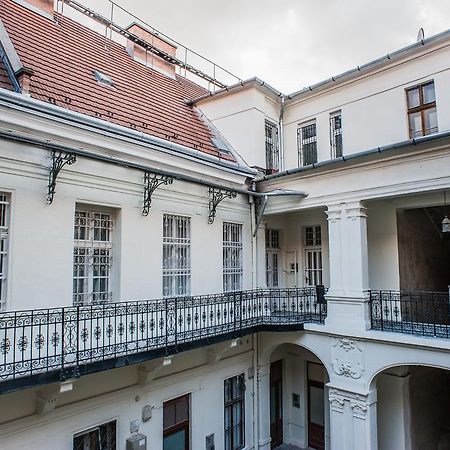 All In Apartman Budapest Exterior foto